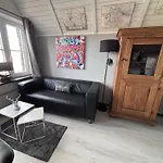 Hafen-studio's Нойхарлингерзиль